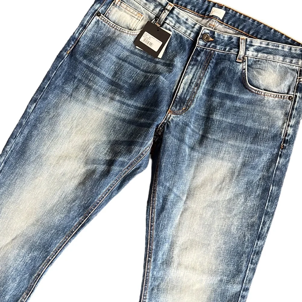 David Naman tapered leg cotton jeans - Picture 6 of 8